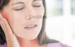 Боль в ухе при глотании: причины, симптомы и лечение заболевания