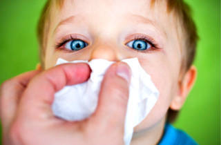 Инородное теле в носу у ребенка: первая помощь при попадании предмета