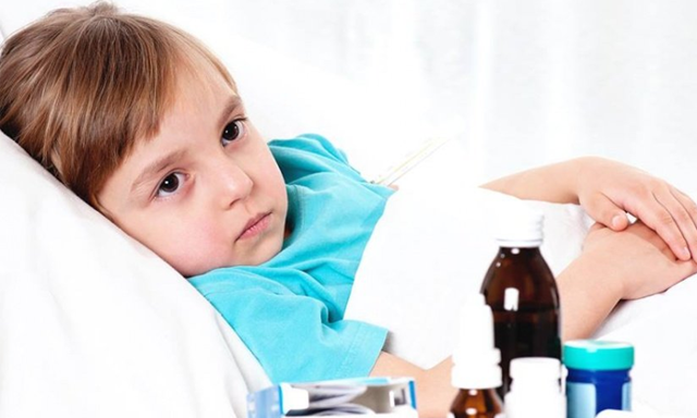 Чем лучше и как правильно лечить тонзиллит у ребенка, симптомы