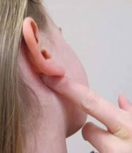 Лимфоузел под ухом воспалился причины, симптомы, лечение
