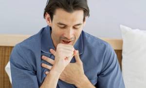 Сухой приступообразный кашель у взрослого: лечение медикаментами
