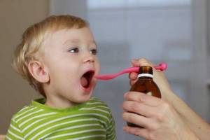 Виды антибиотиков при лечении детей: особенности приема