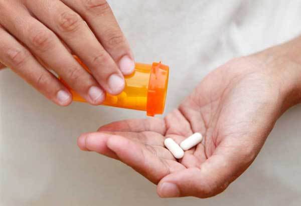 Фронтит - симптомы и лечение у взрослых, антибиотики и гомеопатия