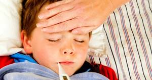 Температура 38 у ребёнка и кашель: симптомы и лечении